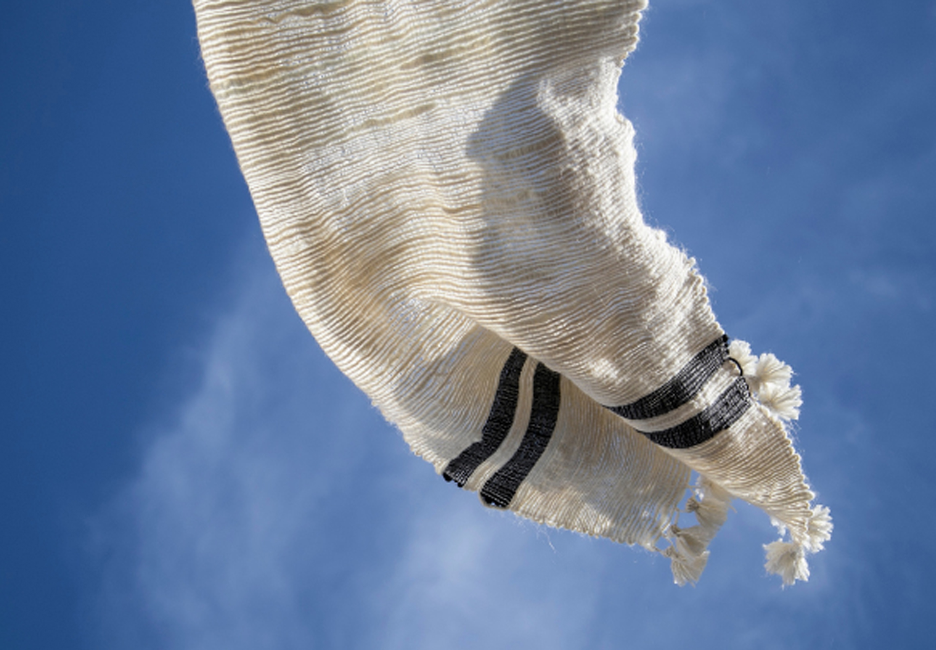 “The revival of ancient Greek weaving art in 21st-century Mykonos” <br> <br> The importance of the ancient art of weaving